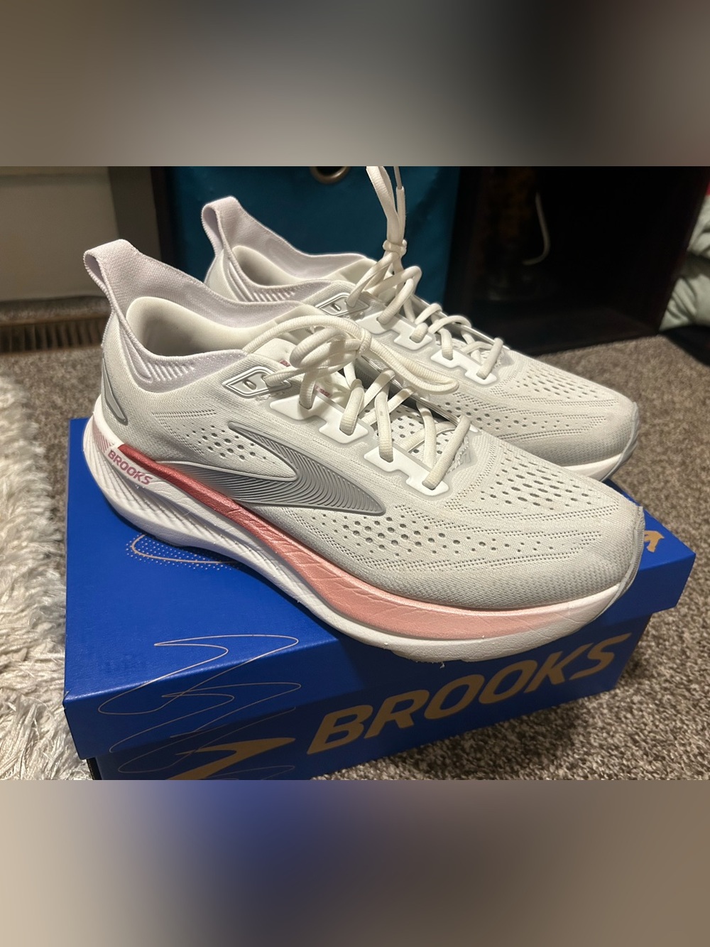 Brooks White and Light Pink Women's Running Shoes